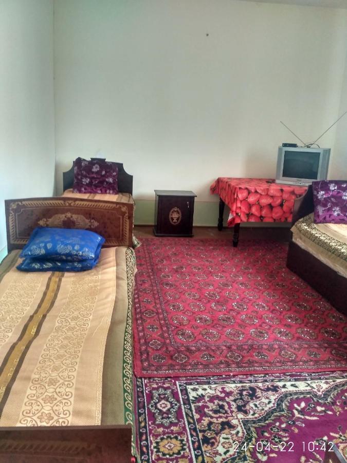 Bed and Breakfast Western House Qorowul Екстер'єр фото