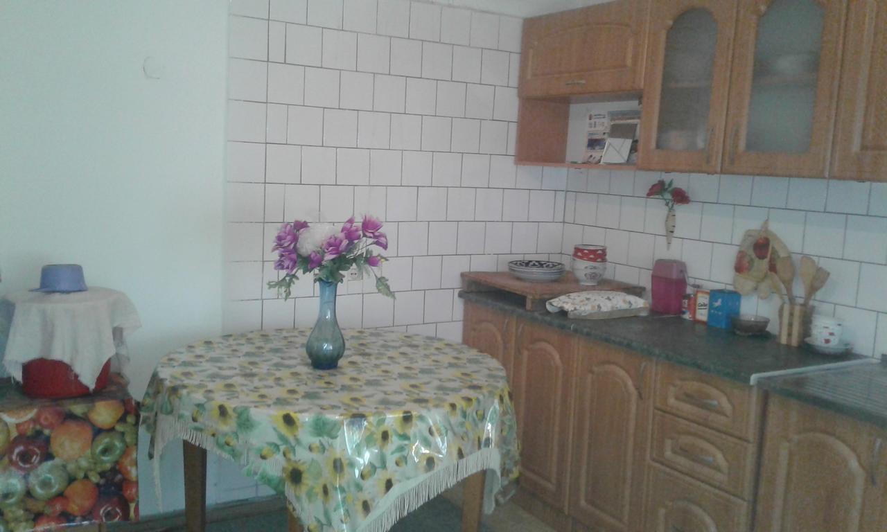 Bed and Breakfast Western House Qorowul Екстер'єр фото