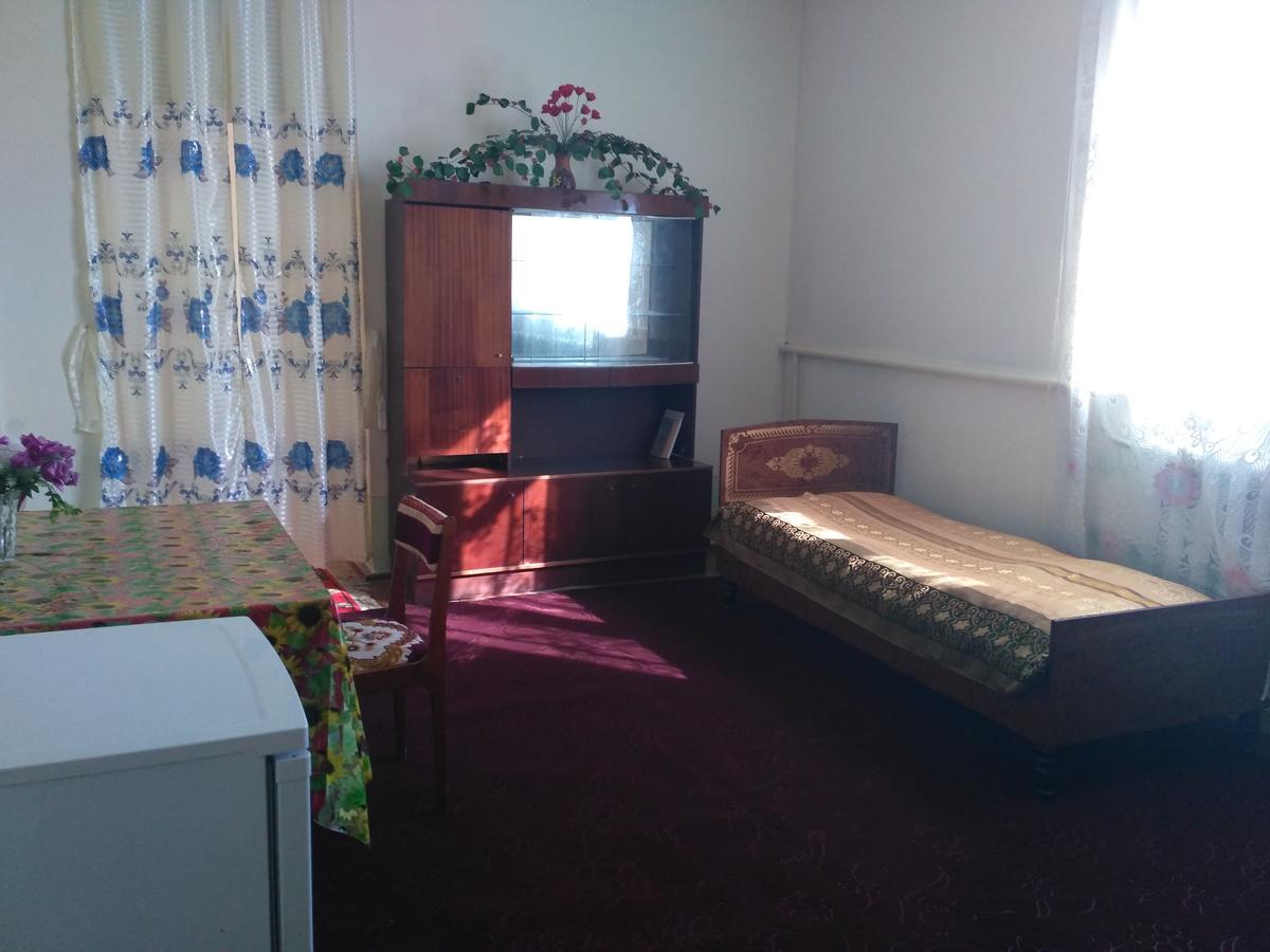 Bed and Breakfast Western House Qorowul Екстер'єр фото
